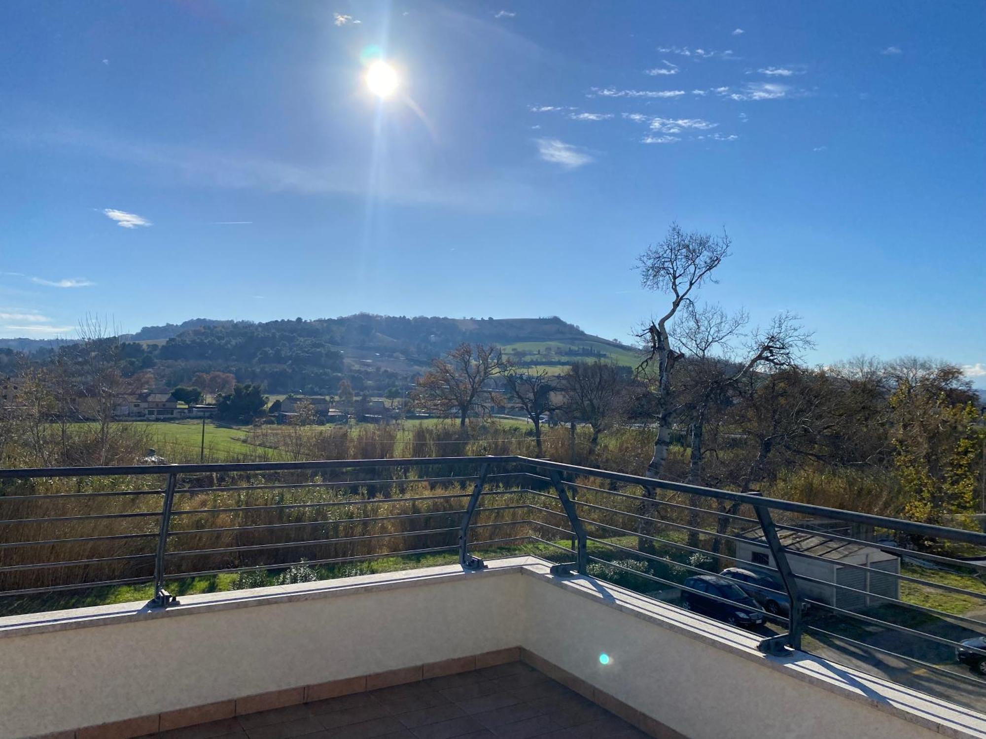 Ferienwohnung La Terrazza Sul Tetto Porto San Giorgio Exterior foto